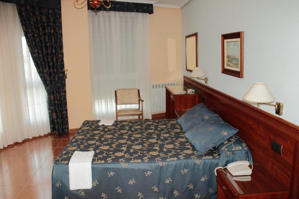 Hostal Castilla Бенавенте Стая снимка