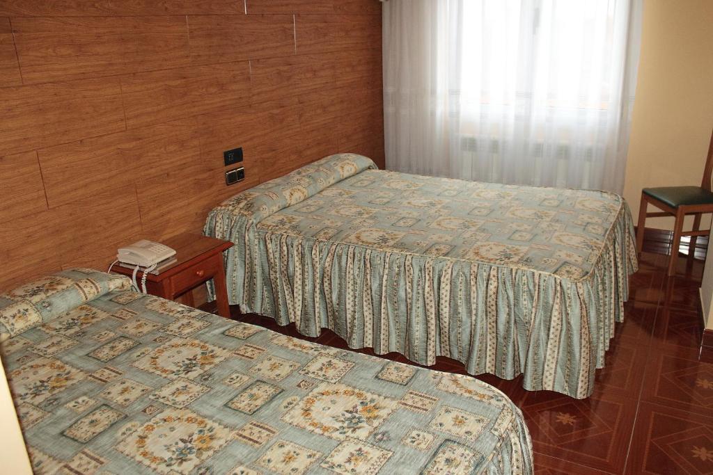 Hostal Castilla Бенавенте Екстериор снимка
